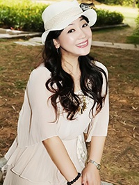 Asian Bride Xiaoyi (Stella) from Shenzhen