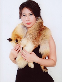Asian woman Ying (Candice) from Guangzhou, China