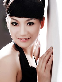 Asian single woman Juan (Dora) from Suzhou