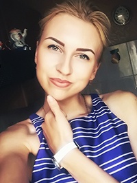 Single Alina from Kharkov, Ukraine