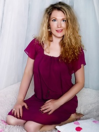 Ukrainian single Nadezhda from Zaporozhye, Ukraine