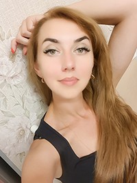 Ukrainian single woman Ekaterina from Chernigov
