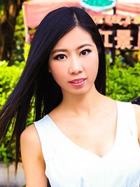Asian Bride Zixi (Zola) from Yunfu, China
