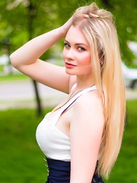 Single Yuliya from Kharkov, Ukraine