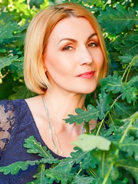 Ukrainian single woman Nadezhda from Zaporozhye