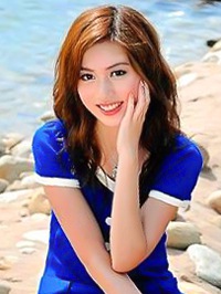 Asian single woman Miaoqian from Baiyun