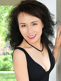 Asian single woman Xige (May) from Shenyang