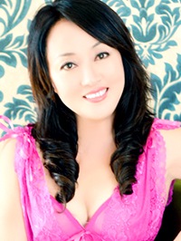 Asian single woman Xuejuan from Shenyang