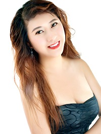 Asian single woman Fang (Liz) from Shenyang