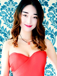 Asian woman Xin (Pearl) from Shenyang, China