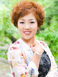 Asian single woman Jinwei from Fushun