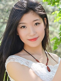 Asian woman Suixin from Hailun, China