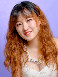 Asian Bride Xiao from Shenyang, China