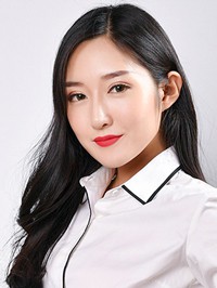 Asian single Xin (Sarah) from Anshan, China