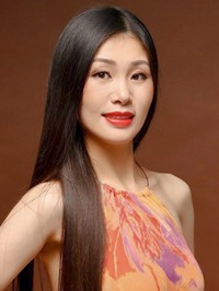 Asian single woman Nan from Shenyang