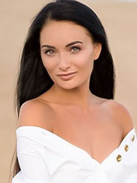 Ukrainian single woman Maria from Mariupol