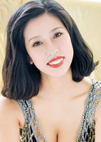 Meina (Rae) from Fushun, China