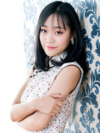 Asian single woman Tong from Shenyang