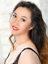 Asian Bride Yingqiu from Shenyang