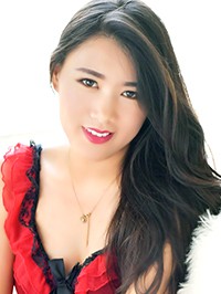 Asian single Bing (Grace) from Jingzhou, China