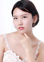 Xinyue from Shenyang, China