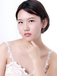 Asian single woman Xinyue from Shenyang