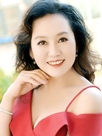 Asian Bride Xuehui from Fushun, China