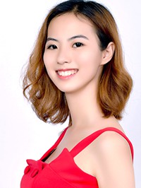 Asian Bride Zhuowen from Shenyang