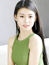 Asian woman Naiqian from Shenyang, China