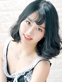 Asian single woman Ting from Dalian