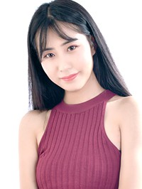 Asian single woman Ling from Yingqian