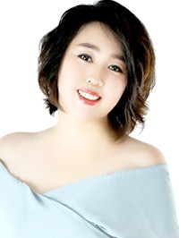 Asian single woman Weiwei from Fushun