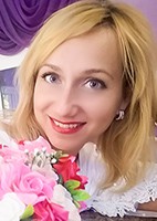 Alla from Chervonopartizansk, Ukraine