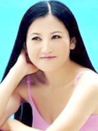 Asian woman Yufang from Zhuhai, China