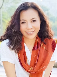 Asian Bride Chunrun from Zhuhai, China