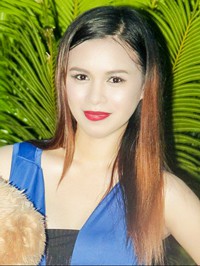 Asian woman Yubilyn Saceda from Barbar, Philippines