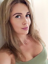 Ukrainian single woman Elena from Kiev, Ukraine