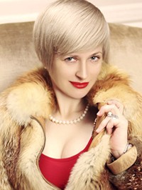 Ukrainian single woman Olesya from Kiev