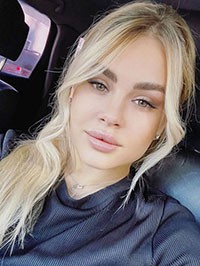 European single woman Julia from Rîbniţa