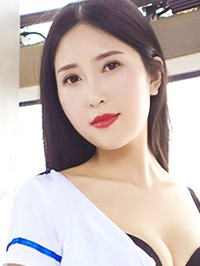 Asian Bride Yanfei from Changsha