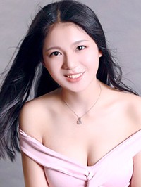 Asian Bride Weihong from Changsha