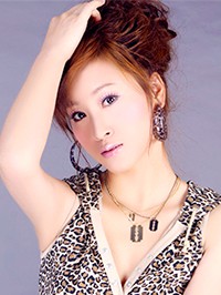 Asian single woman Dan from Fushun