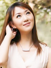 Asian single woman Juan from Beijing