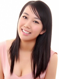 Asian single woman Qian from Nanchang