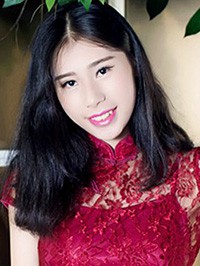 Asian single Huan from Changsha, China