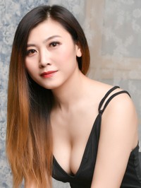 Asian Bride Ting (Linda) from Shenyang