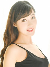 Asian single woman Tingting (Cherry) from Jilin City