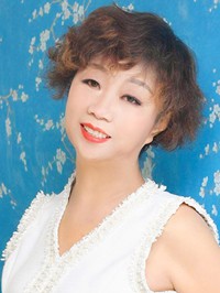 Asian woman Puyun (Edith) from Shenyang, China