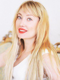 Ukrainian single woman Kamila from Kiev