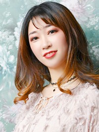 Asian single Xiaoqing (Icey) from Shenyang, China